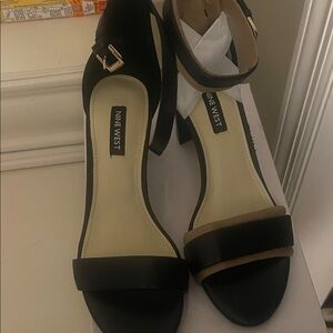 Nine West Black and Tan Women's Heels